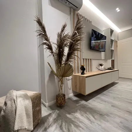 Luxury Lc Golem (Tirana)