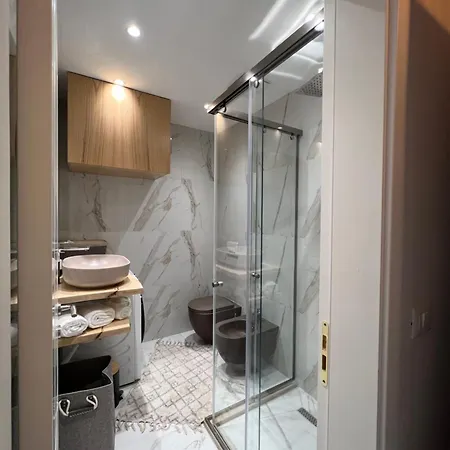 Luxury Lc Apartmán Golem (Tirana)