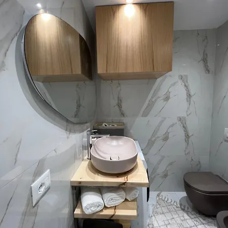 Luxury Lc Apartman *