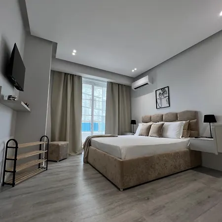 Luxury Lc Apartman *